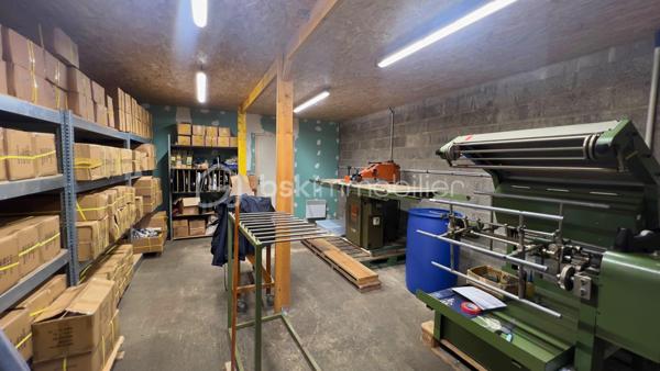 Local d'activités de 564 m²