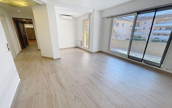 Appartement à vendre    4 pièces • 100,36 m2 Mouans-Sartoux