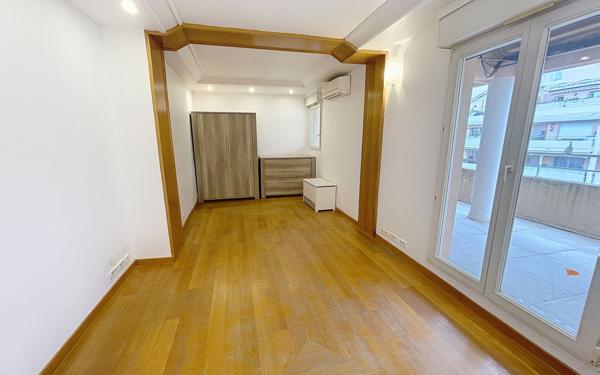 Appartement à vendre    4 pièces • 100,36 m2 Mouans-Sartoux