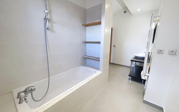 Appartement à vendre    4 pièces • 100,36 m2 Mouans-Sartoux