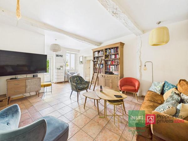 Maison Beaumont Saint Cyr 7 pièce(s) 294m²