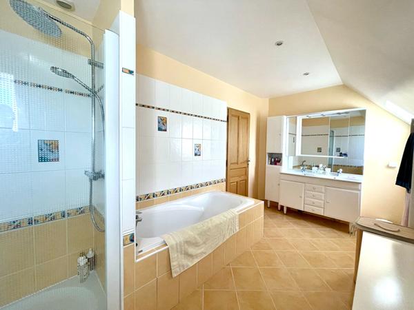 Maison Conflans Sainte Honorine 6 pièce(s) 140 m2 €555 000 ** - Référence 7555