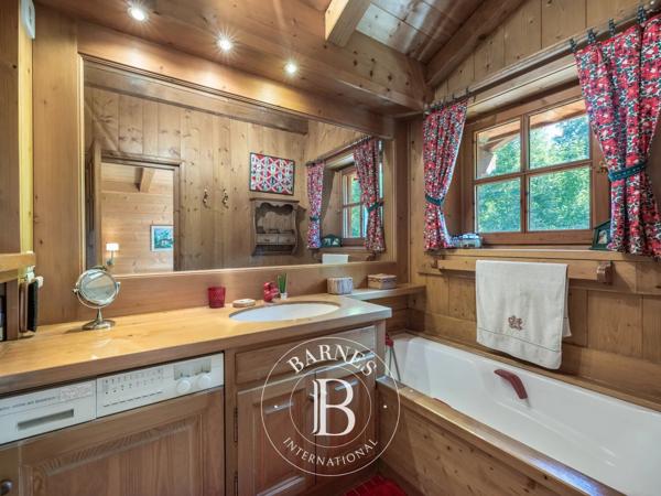 Megève, Chalet 9 Chambres -  359 m² à vendre