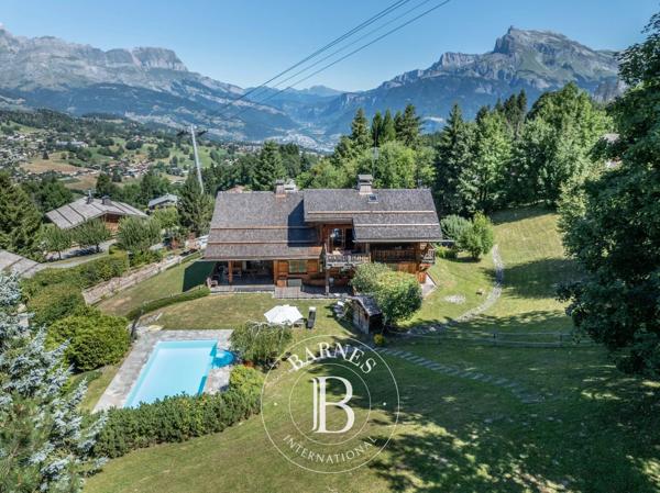 Megève, Chalet 9 Chambres -  359 m² à vendre