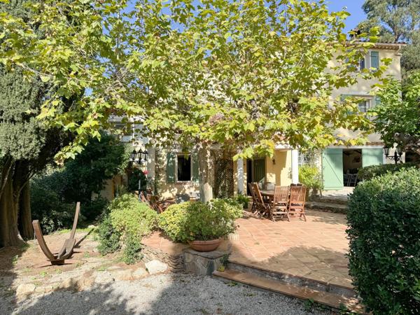 Maison à vendre  5 pièces - 205 m2 CAVALAIRE SUR MER - 83