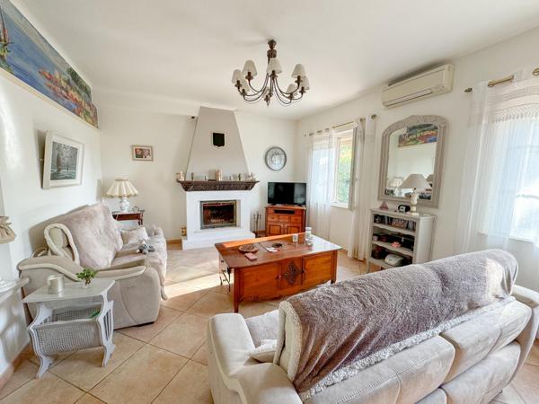 Maison à vendre  5 pièces - 205 m2 CAVALAIRE SUR MER - 83