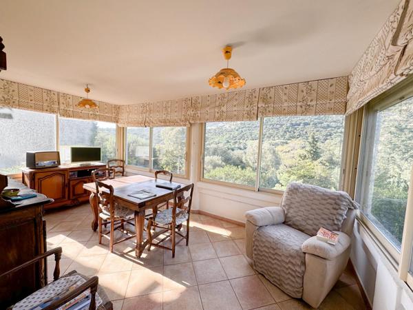 Maison à vendre  5 pièces - 205 m2 CAVALAIRE SUR MER - 83