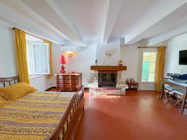 Maison à vendre  5 pièces - 205 m2 CAVALAIRE SUR MER - 83