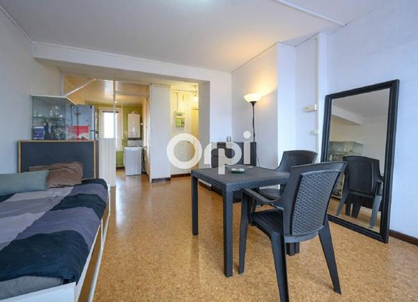 Appartement à vendre    2 pièces •  Comines