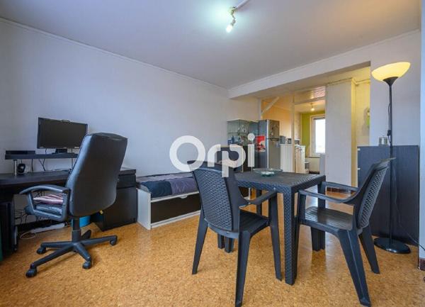 Appartement à vendre    2 pièces •  Comines