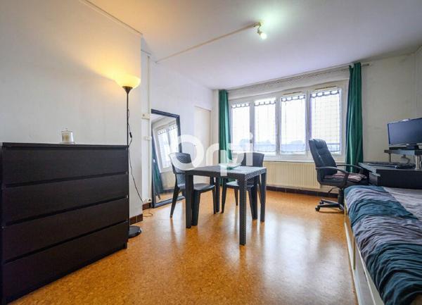 Appartement à vendre    2 pièces •  Comines