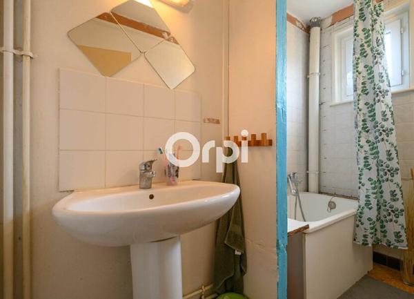 Appartement à vendre    2 pièces •  Comines