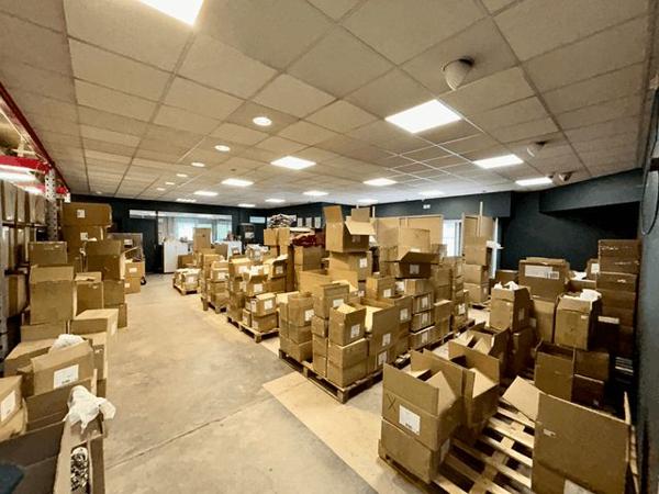 Local commercial 1 pièce T1 F1 700 m² à Roanne 6 - 8 RUE DES ARTISANS 42300 à louer