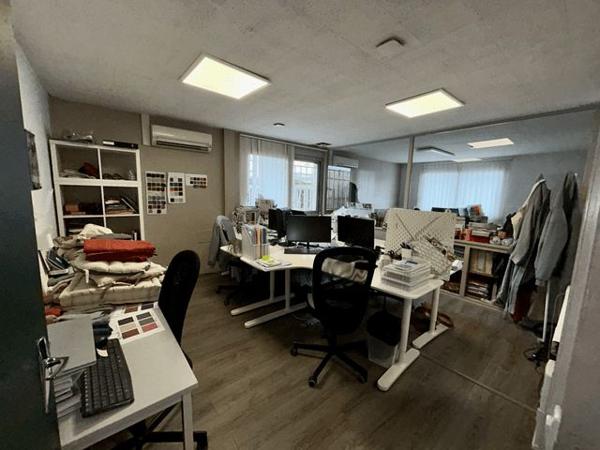 Local commercial 1 pièce T1 F1 700 m² à Roanne 6 - 8 RUE DES ARTISANS 42300 à louer