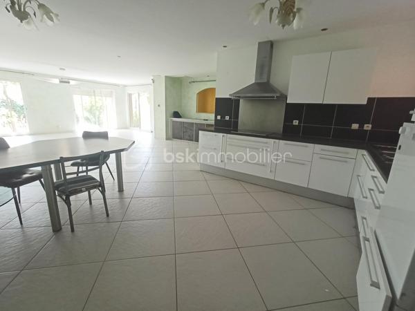 Maison traditionnelle de 177 m²