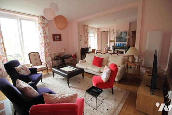 CAMBRAI, appartement de  142 m² en immeuble avec ascenceur  et place de parking