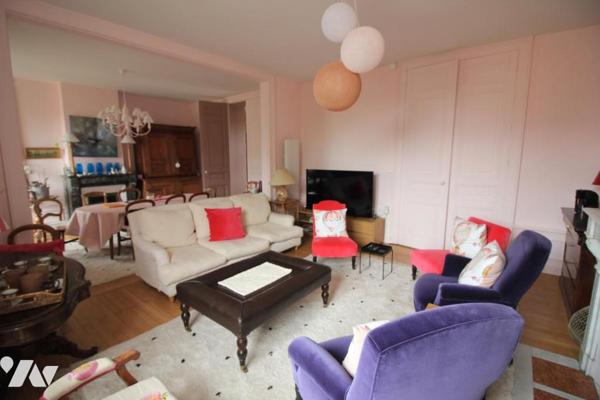 CAMBRAI, appartement de  142 m² en immeuble avec ascenceur  et place de parking