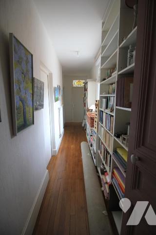 CAMBRAI, appartement de  142 m² en immeuble avec ascenceur  et place de parking