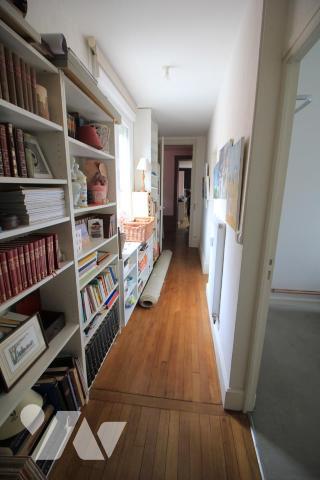 CAMBRAI, appartement de  142 m² en immeuble avec ascenceur  et place de parking