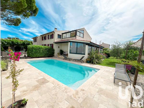 Maison à vendre 9 pièces 204 m² Pourrières