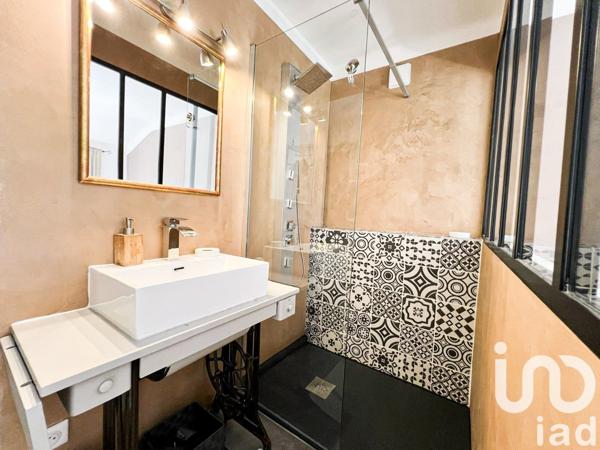 Maison à vendre 9 pièces 204 m² Pourrières