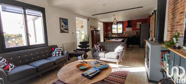 Maison à vendre 9 pièces 204 m² Pourrières