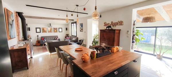 Maison à vendre 9 pièces 204 m² Pourrières