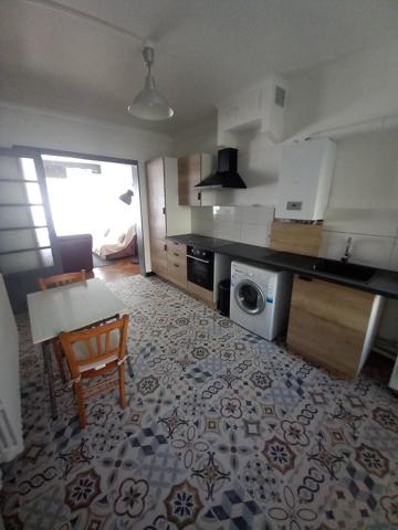 Appartement
                                                                                                                                                                                                                                                                                                                        3 pièce(s)                                                                                                                                                                                                          1 chambre(s)                                                                                                                                                                                                          68  m²