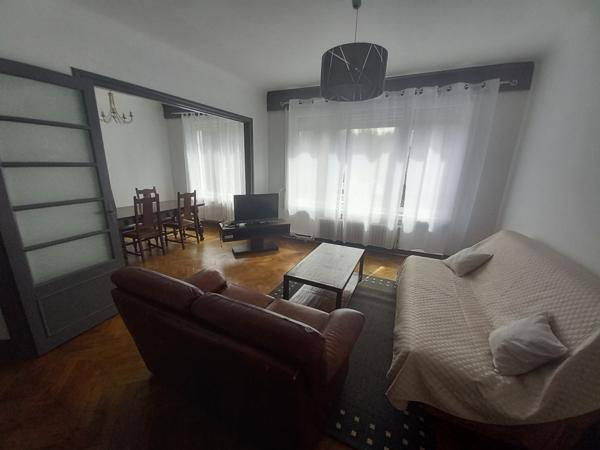 Appartement
                                                                                                                                                                                                                                                                                                                        3 pièce(s)                                                                                                                                                                                                          1 chambre(s)                                                                                                                                                                                                          68  m²
