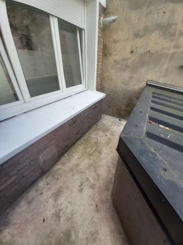 Appartement
                                                                                                                                                                                                                                                                                                                        3 pièce(s)                                                                                                                                                                                                          1 chambre(s)                                                                                                                                                                                                          68  m²