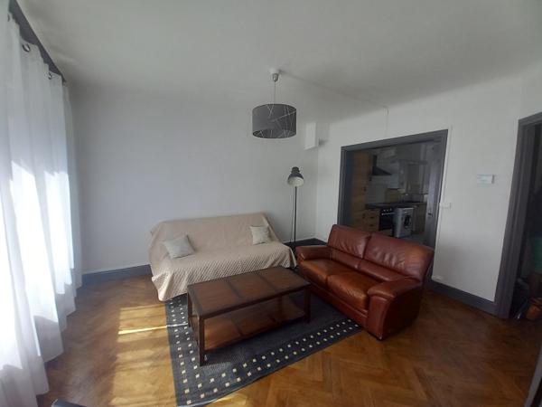 Appartement
                                                                                                                                                                                                                                                                                                                        3 pièce(s)                                                                                                                                                                                                          1 chambre(s)                                                                                                                                                                                                          68  m²