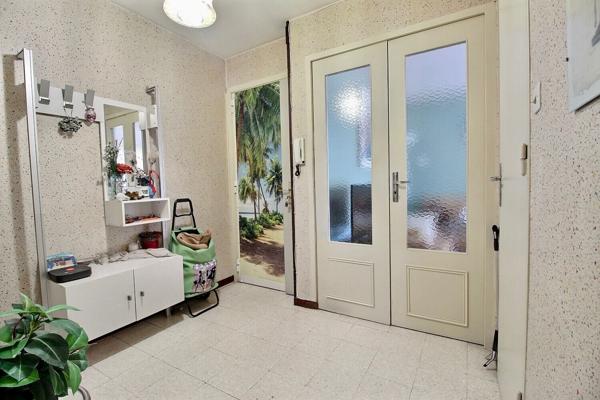 Appartement 4 pièces 72 m2 Les Pennes-Mirabeau VIAGER