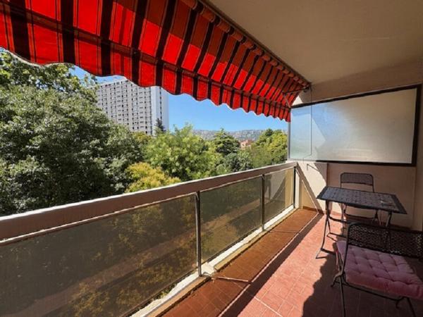 Appartement 4 pièce(s) 70 m² VALBOIS 9ème BOX TERRASSE photos non contractuelles IA