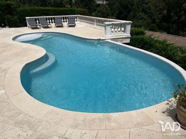 Maison à vendre 5 pièces 117 m² Villeneuve-Loubet