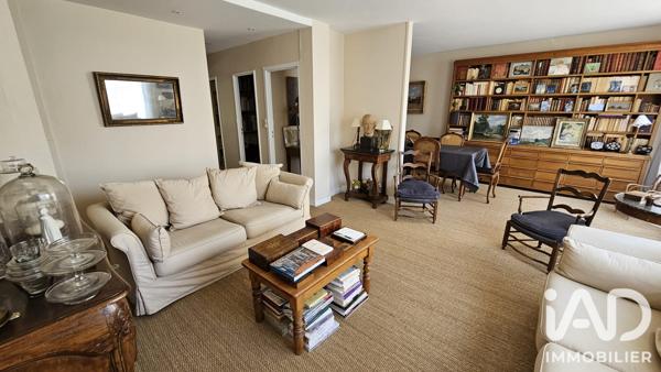 Appartement à vendre 4 pièces 76,57 m² Saint-Germain-en-Laye