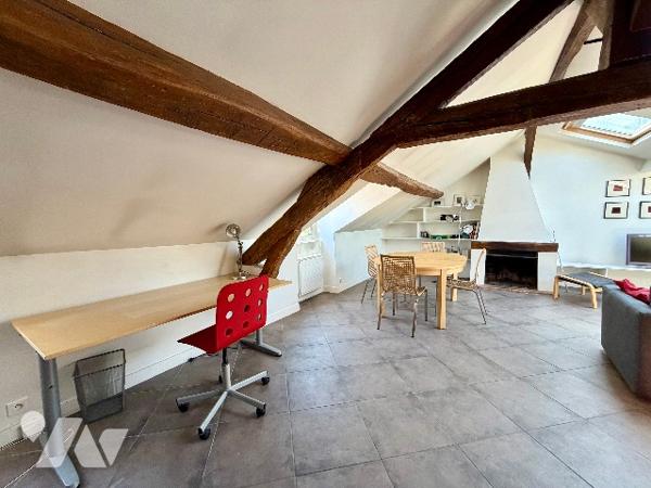 Boulogne-Billancourt – Dernier étage avec charme et volumes – 3 pièces – 83 m² dont 57 m² Carrez