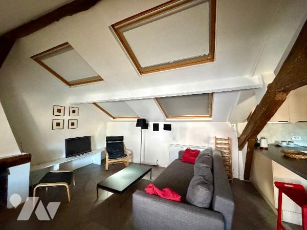 Boulogne-Billancourt – Dernier étage avec charme et volumes – 3 pièces – 83 m² dont 57 m² Carrez