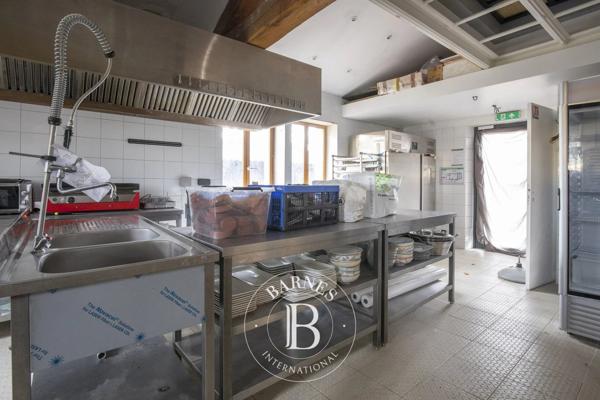 Saint-Antonin-Noble-Val, Propriété 5 Chambres -  390 m² à vendre