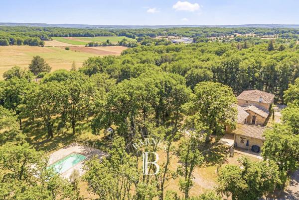 Saint-Antonin-Noble-Val, Propriété 5 Chambres -  390 m² à vendre