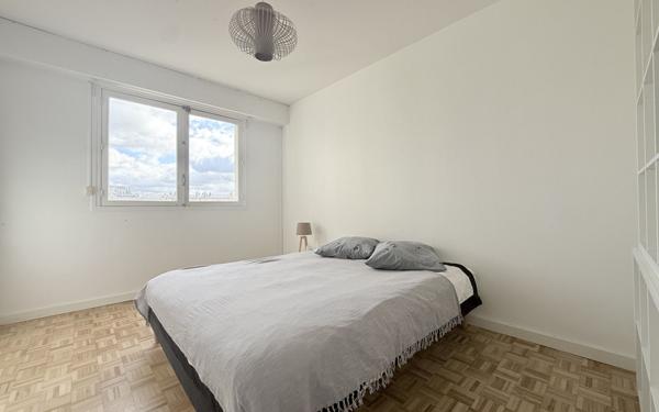 Appartement à vendre    3 pièces • 75,90 m2 Vanves