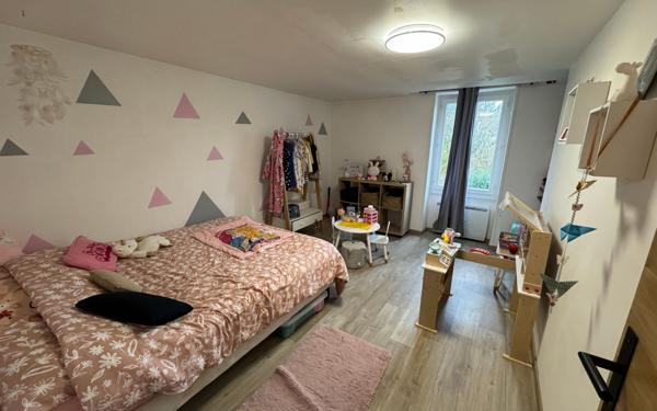 Maison à vendre    3 pièces •  Nocé