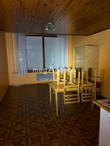 Immeuble à CORBIE, 80800 - 300m²