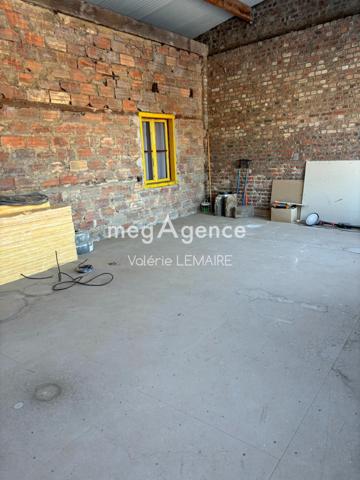 Immeuble à CORBIE, 80800 - 300m²