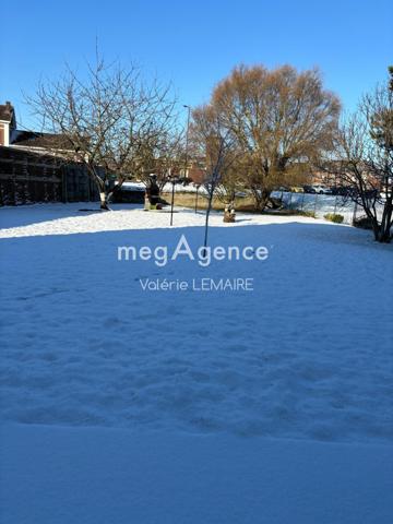 Immeuble à CORBIE, 80800 - 300m²