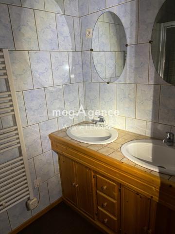 Immeuble à CORBIE, 80800 - 300m²