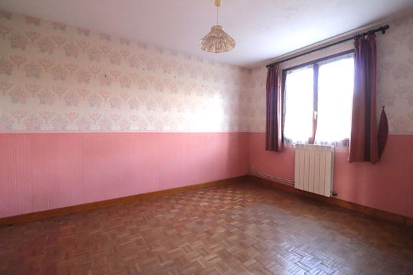 Pavillon familial sur sous-sol 4 chambres Prémery 25 minutes de Nevers 2h15 de Paris