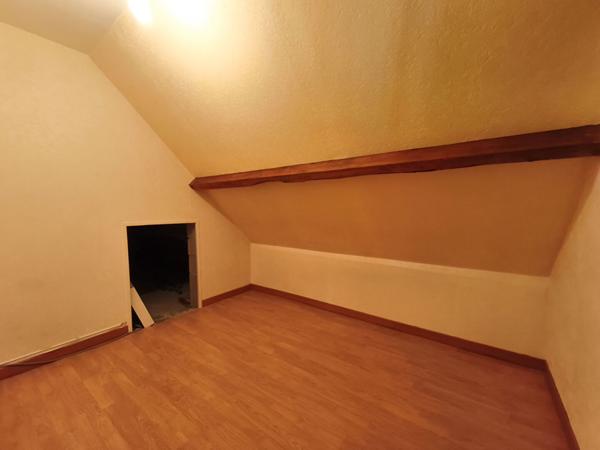 Pavillon familial sur sous-sol 4 chambres Prémery 25 minutes de Nevers 2h15 de Paris