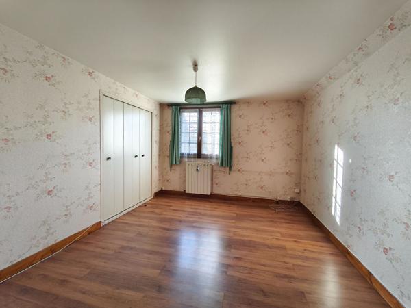 Pavillon familial sur sous-sol 4 chambres Prémery 25 minutes de Nevers 2h15 de Paris