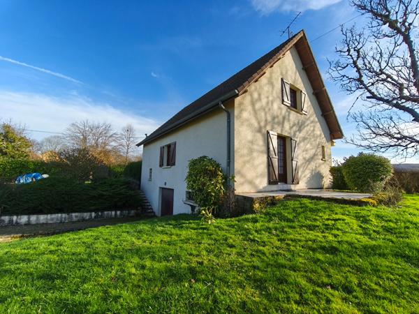 Pavillon familial sur sous-sol 4 chambres Prémery 25 minutes de Nevers 2h15 de Paris
