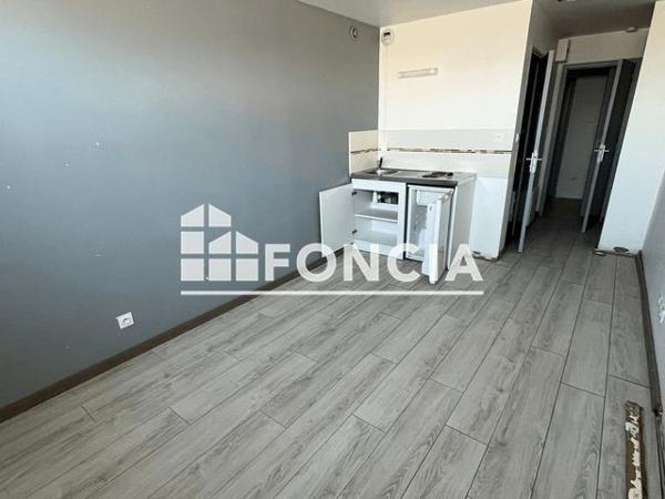 À vendre Studio 68.02 m² - Quimper 29000